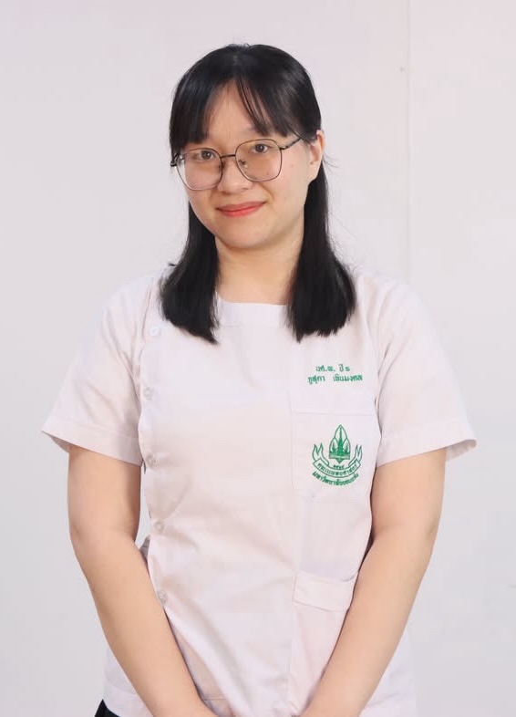 นศพ.ภูสุดา เถินมงคล